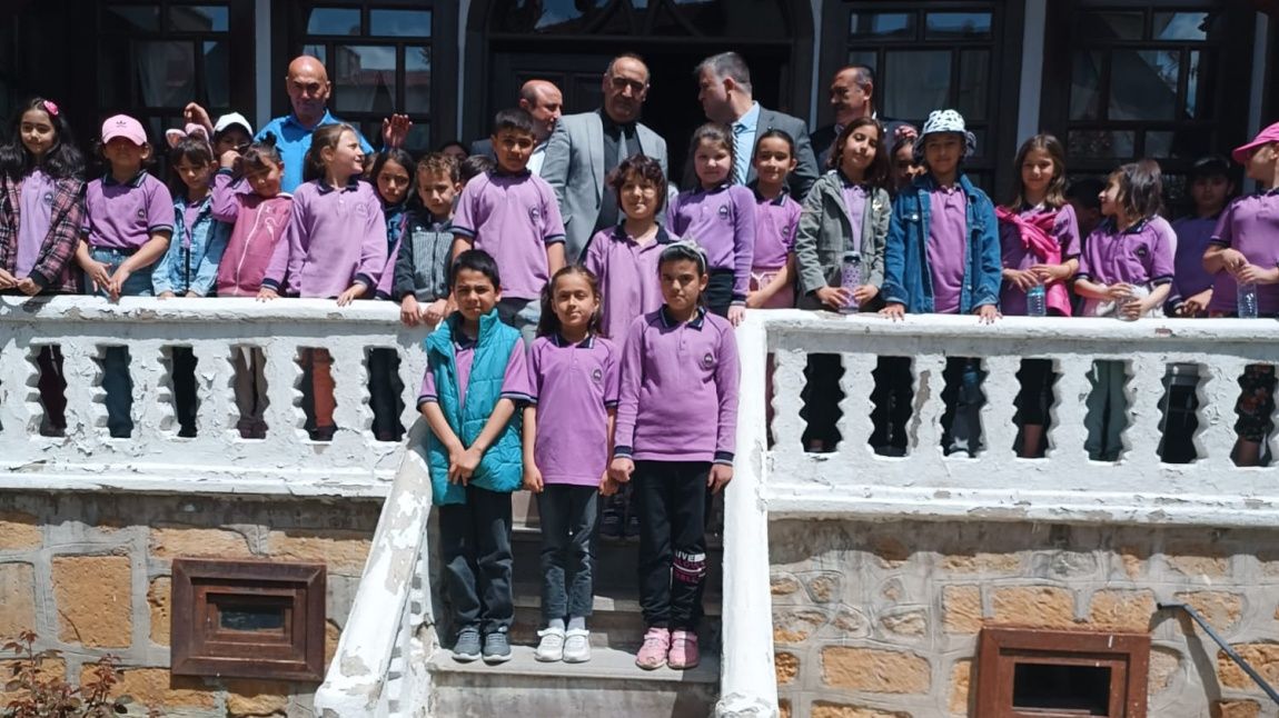 Alacalıoğlu İlkokulu Müzeler Hartası Programına Katılımı (18 Mayıs)